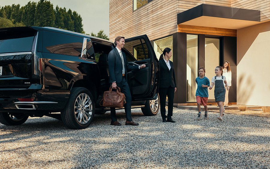 Illustration éditoriale — Stratégies pour développer sa clientèle d'affaires internationale via Blacklane